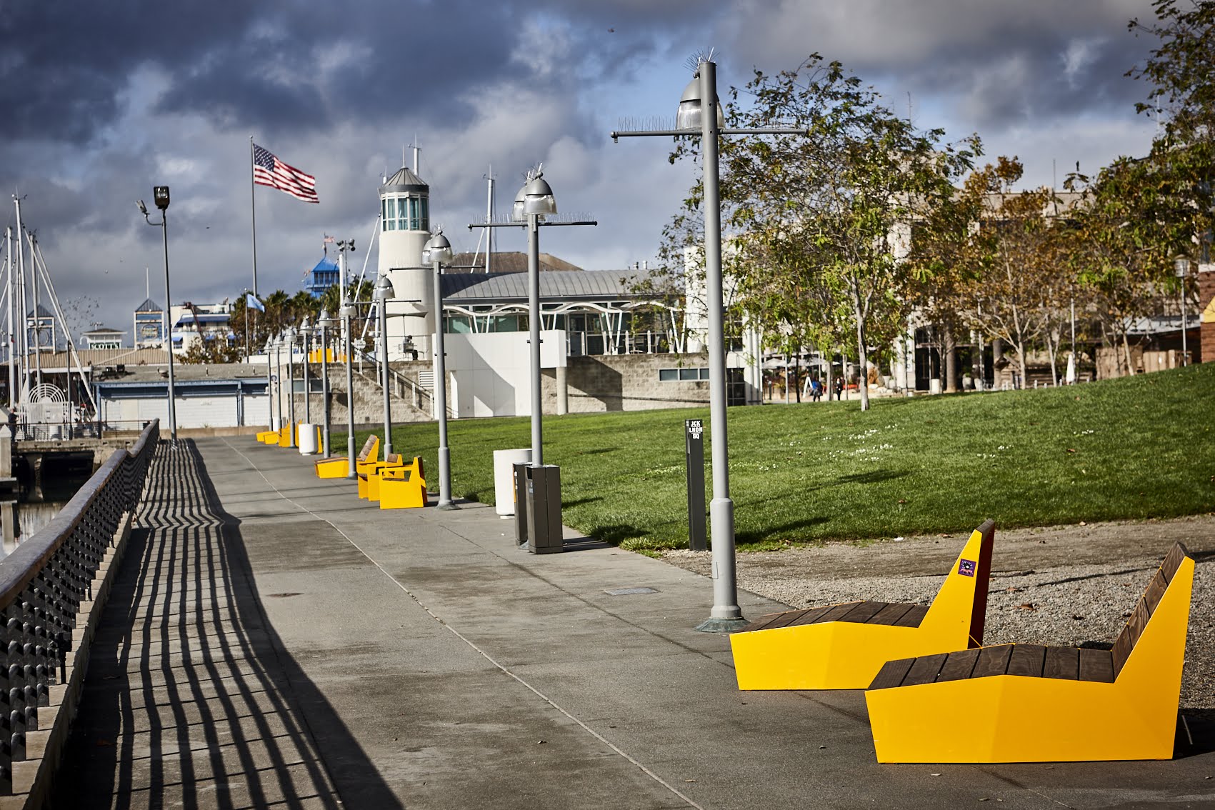 jack-london-square-benches-kebony-usa